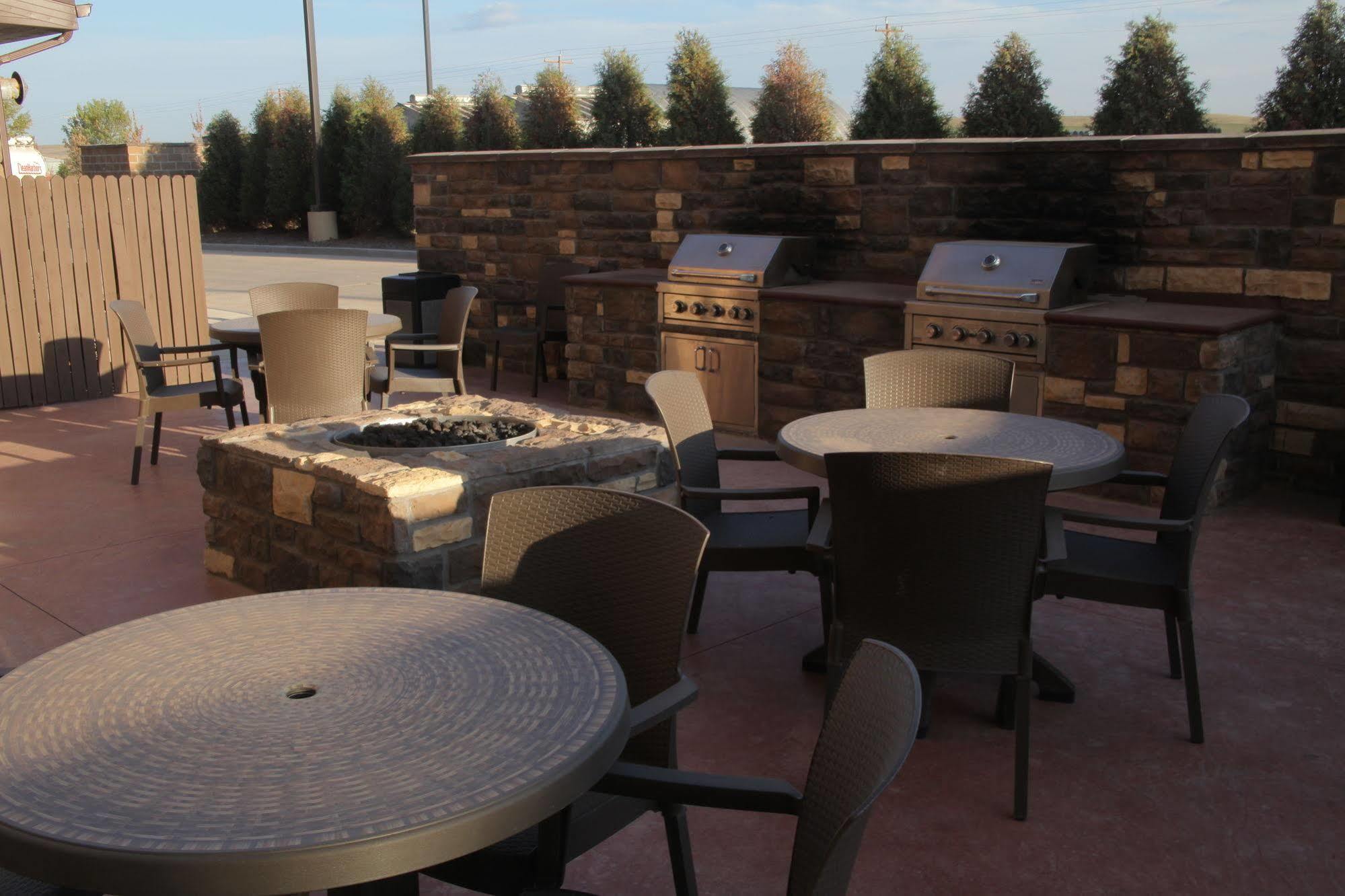 Little Missouri Inn & Suites Watford City Luaran gambar